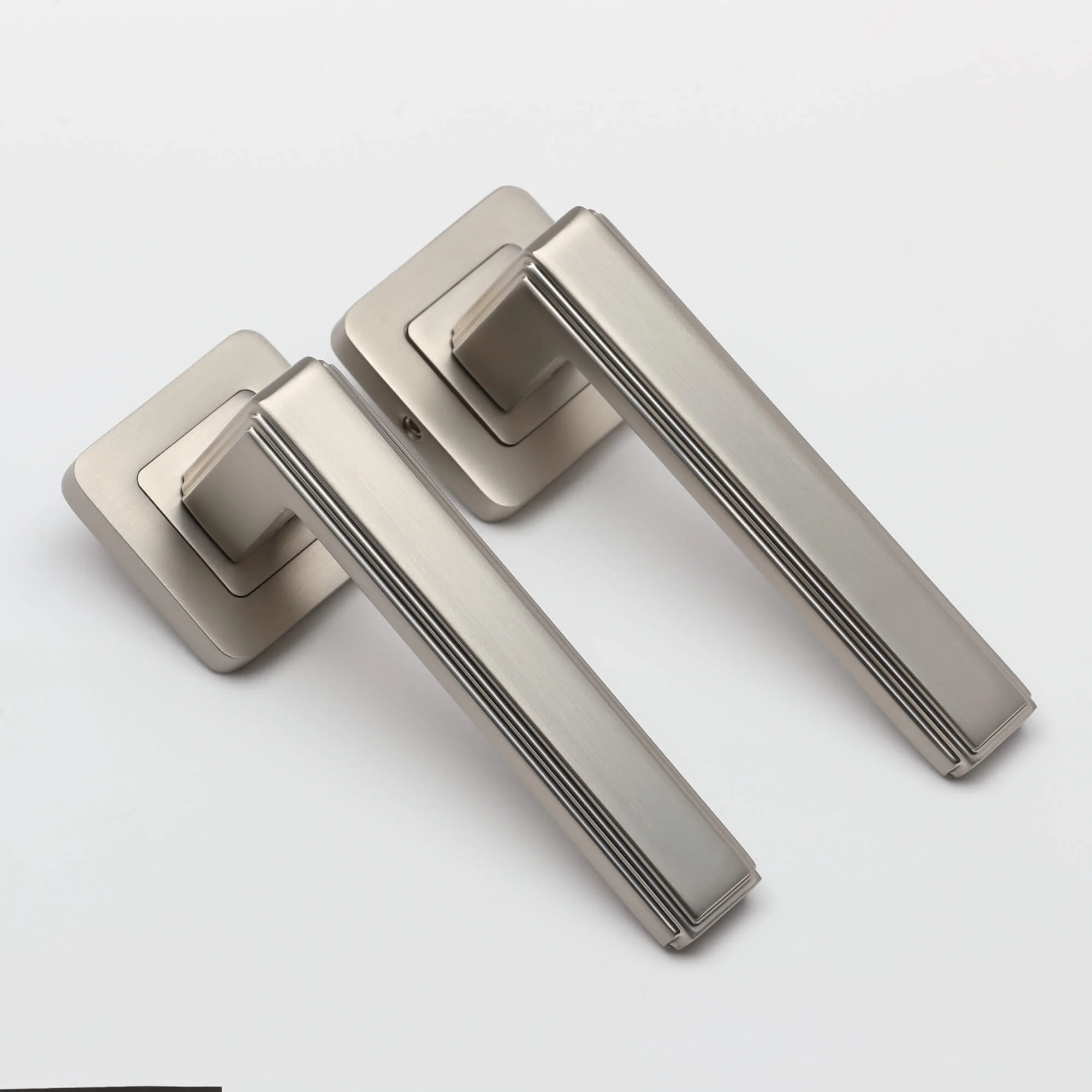 Ares Matt Satin Nickel Square Rose Handle - Image 4